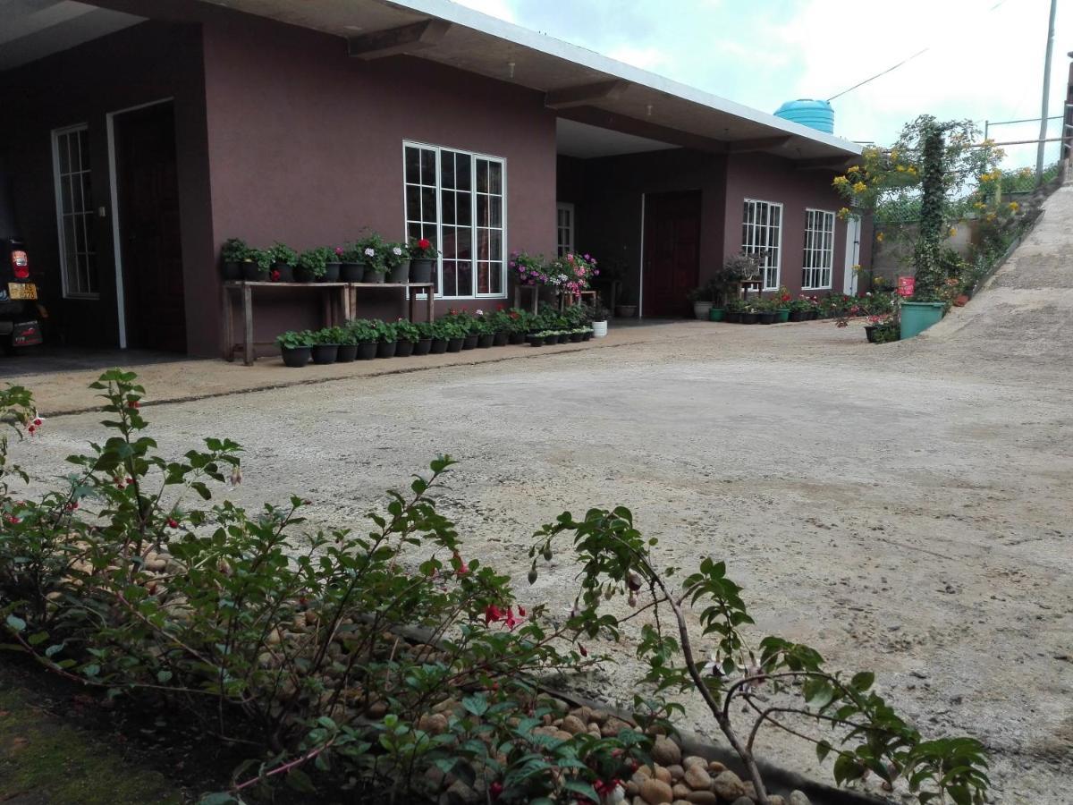 Keshiya Holiday Home Nuwara Eliya Exteriör bild