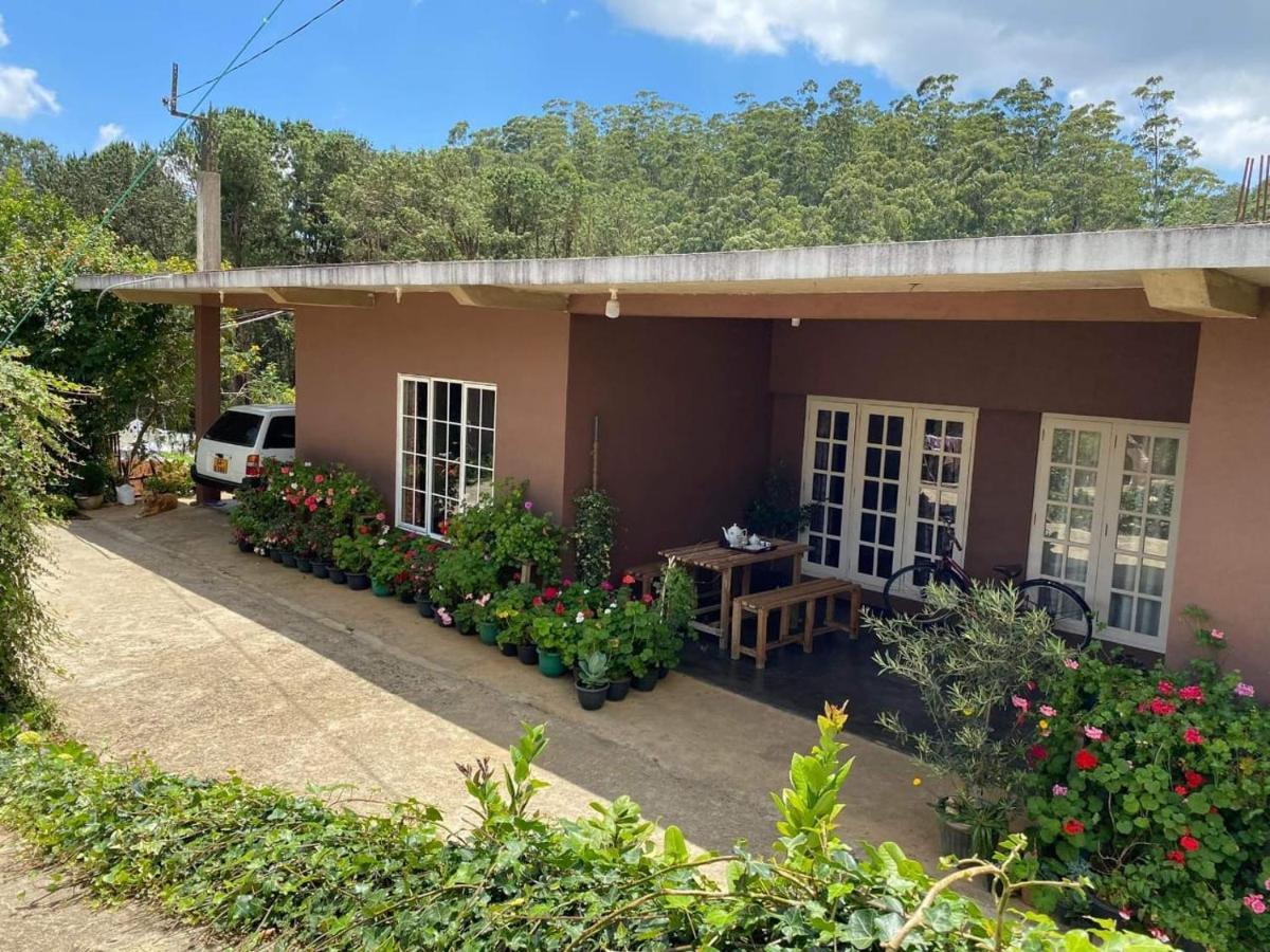 Keshiya Holiday Home Nuwara Eliya Exteriör bild